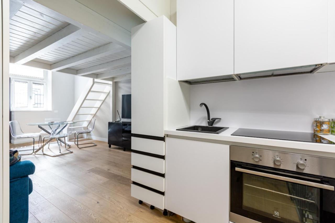 Appartement Modern Apt 300mt From Central Station! *